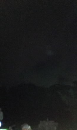 野外ワーク直前の闇夜の写真１